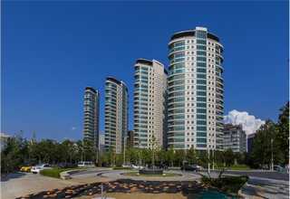 重庆常见大型玻璃表面清洁机